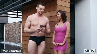 Mencom guy has his butthole drilled by his straight friend