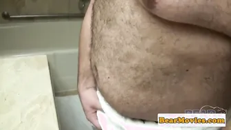 Superchub bear cocksucked by bald bottom