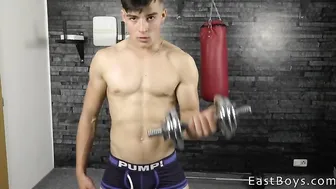 Kent Mills - Muscle Flex - Casting 16