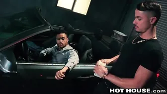 Skyy Knox Rough Fucks Beaux Banks' Ass On Convertible Car