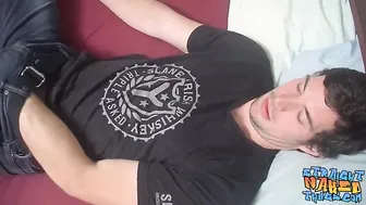 Handsome muscular jock tugs and wanks his large dick