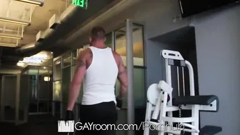 HD GayRoom - Hot tall and tattooed guy suck and fuck