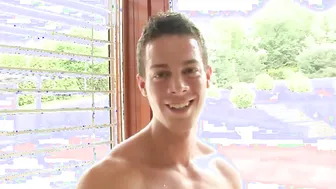 Sexy guy stroking big cock