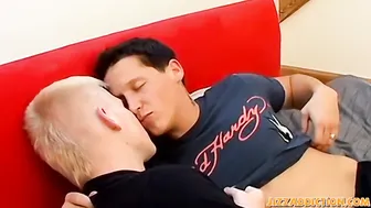 Blond bottom ass pounded before facial