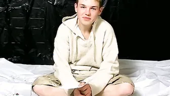 Freaky twink Jeremiah Johnson sucks own dick while smoking