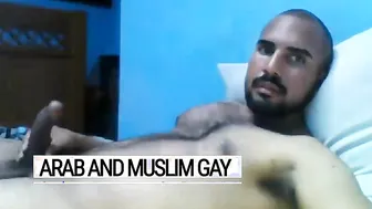Muslim Arab jock jerking off for gay viewers - Arab Gay
